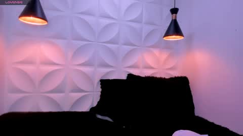 Snapshot of eimy_skinny chatting on 15, 5, 2026 eimy online show from 15, 5, 2026