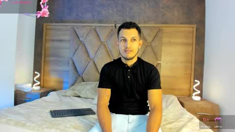 Snapshot of eimyandmaxi chatting on 30, 11, 2025 YG COUPLE online show from 30, 11, 2025