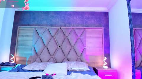 Snapshot of eimyandmaxi chatting on 4, 12, 2025 YG COUPLE online show from 4, 12, 2025