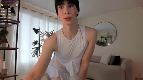 Einyel  online show from 25, 11, 2025