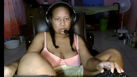 Snapshot of eirondra_valeen chatting on 2, 2, 2026 Eirondra Valeen online show from 2, 2, 2026