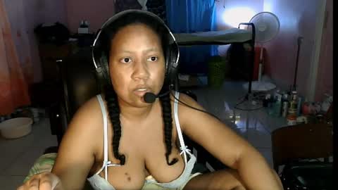 Snapshot of eirondra_valeen chatting on 10, 2, 2026 Eirondra Valeen online show from 10, 2, 2026