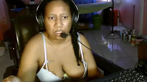 Snapshot of eirondra_valeen chatting on 25, 2, 2026 Eirondra Valeen online show from 25, 2, 2026