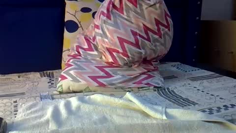 Snapshot of el_petite chatting on 3, 1, 2025 petite online show from 3, 1, 2025