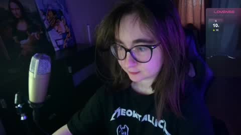 If you like it when I meow give me a thumbs up online show from 9, 1, 2025