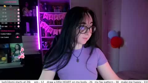 Snapshot of el_sweety chatting on 14, 7, 2026 If you like it when I meow give me a thumbs up online show from 14, 7, 2026