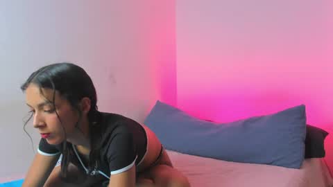 Snapshot of elagrace_ chatting on 6, 7, 2026 Ela33 online show from 6, 7, 2026
