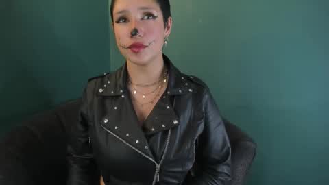 elaine87_ online show from 18, 10, 2025