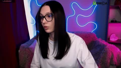 Snapshot of elani_grey chatting on 2, 3, 2026 elani online show from 2, 3, 2026