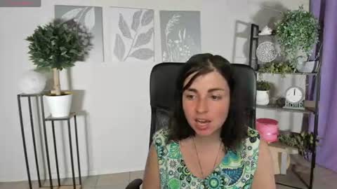 Snapshot of elara_starfall chatting on 20, 6, 2026 Marta online show from 20, 6, 2026