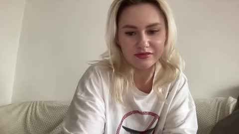 elaraluxxxe online show from 21, 10, 2025