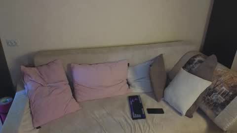 elarasable online show from 19, 3, 2026