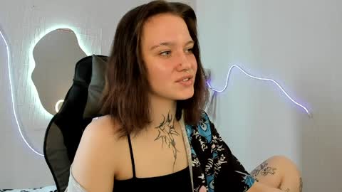 Snapshot of elastikiss chatting on 9, 4, 2026 elastikiss online show from 9, 4, 2026