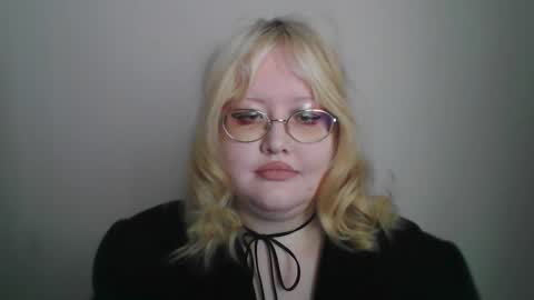 elayne_sweet online show from 8, 3, 2026