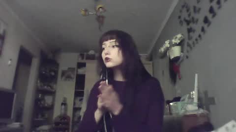 Snapshot of elaynetanton chatting on 17, 5, 2026 Lia online show from 17, 5, 2026