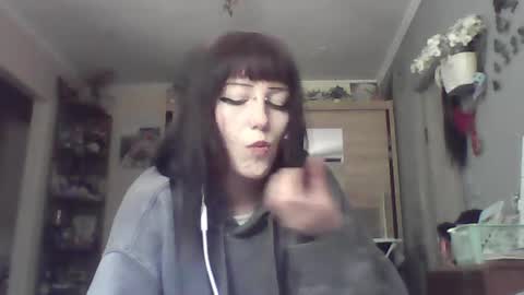 Snapshot of elaynetanton chatting on 20, 5, 2026 Lia online show from 20, 5, 2026