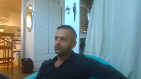 daniel18cmx online show from 2, 11, 2025