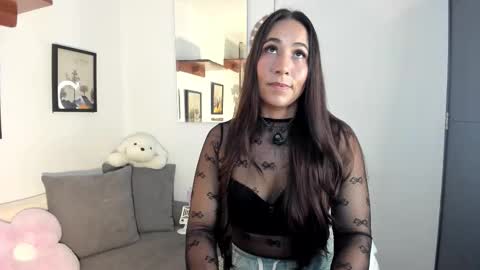 Snapshot of electra_hunt chatting on 27, 2, 2026 Electra- Please help me reach 100 likes online show from 27, 2, 2026
