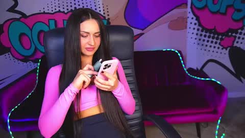 elegant_mysterious online show from 25, 9, 2025
