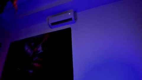 elektra_raven online show from 8, 11, 2025