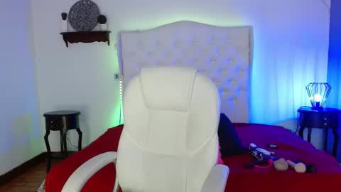 Elena online show from 19, 12, 2024