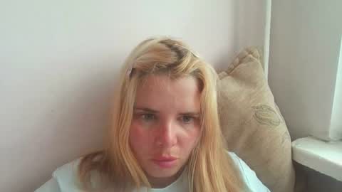 Snapshot of elenaflirt chatting on 9, 6, 2026 Elena online show from 9, 6, 2026