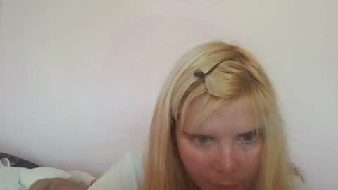 Snapshot of elenaflirt chatting on 25, 6, 2026 Elena online show from 25, 6, 2026