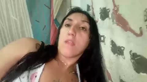 elenaramospulido online show from 28, 9, 2025