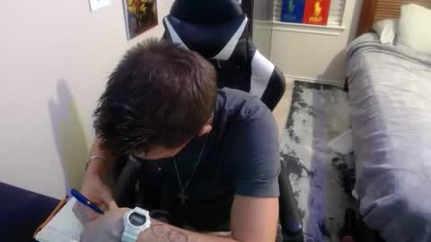 Snapshot of elevatetlb chatting on 13, 9, 2025 Walker online show from 13, 9, 2025