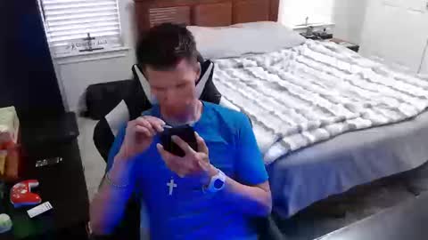 Snapshot of elevatetlb chatting on 10, 10, 2025 Walker online show from 10, 10, 2025