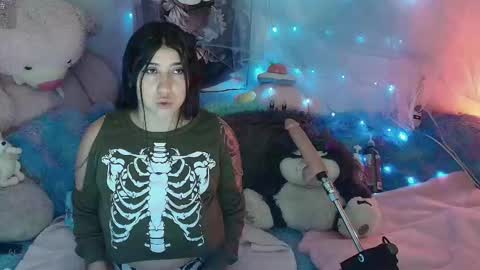 miu  online show from 24, 10, 2025