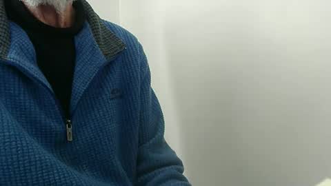 Snapshot of elfyonee chatting on 17, 10, 2025 elfyonee online show from 17, 10, 2025