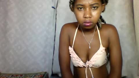 Snapshot of elia011 chatting on 22, 1, 2025 elia011 online show from 22, 1, 2025