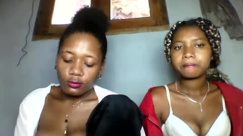 Snapshot of elia011 chatting on 25, 1, 2025 elia011 online show from 25, 1, 2025