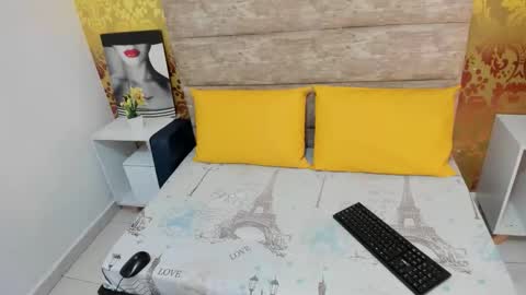 Snapshot of elianacollins chatting on 26, 11, 2025 Eliana online show from 26, 11, 2025