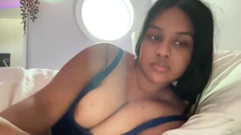 Snapshot of elibabyyy2 chatting on 2, 6, 2026 elibabyyy2 online show from 2, 6, 2026