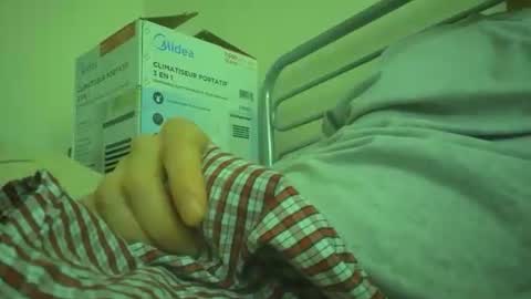 eliexavier123456789 online show from 19, 1, 2025