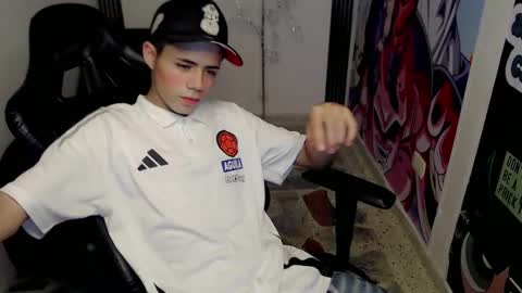 Snapshot of elii_797 chatting on 14, 2, 2025 bby-santy online show from 14, 2, 2025