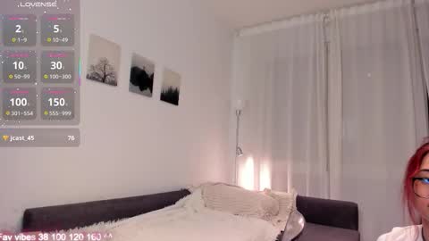 Snapshot of elimeowy chatting on 28, 9, 2025 Hey Im Elizzi. Lets have fun and enjoy together online show from 28, 9, 2025
