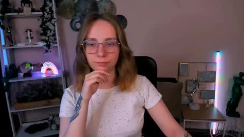 Elin online show from 19, 5, 2026