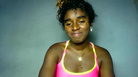 Snapshot of elina981 chatting on 4, 3, 2026 elina981 online show from 4, 3, 2026