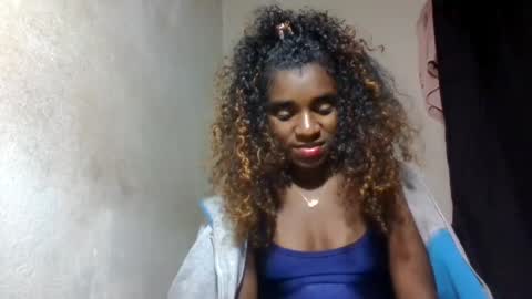 Snapshot of elina981 chatting on 19, 7, 2026 elina981 online show from 19, 7, 2026
