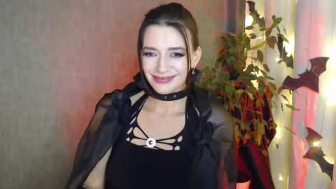 Elina online show from 1, 11, 2025