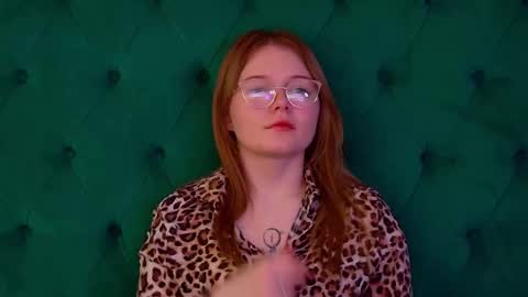 Snapshot of elinavale chatting on 2, 3, 2026 elinavale online show from 2, 3, 2026