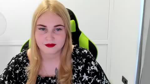 Snapshot of elinnasweet chatting on 30, 6, 2026 Elina online show from 30, 6, 2026