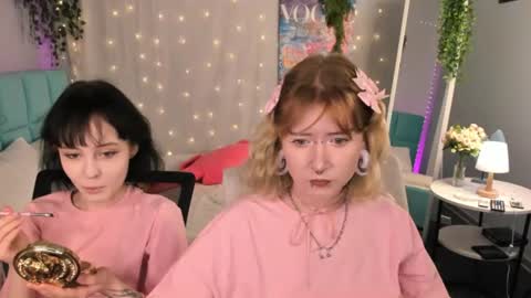 Snapshot of elira_vane chatting on 21, 6, 2026 Elira Vane online show from 21, 6, 2026