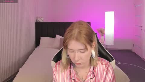 Snapshot of elira_vane chatting on 30, 6, 2026 Elira Vane online show from 30, 6, 2026