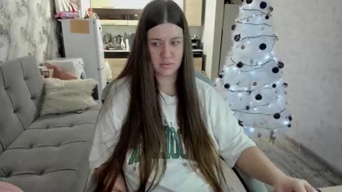 Snapshot of elisa_kollin chatting on 6, 1, 2026 Aletta Oushen online show from 6, 1, 2026