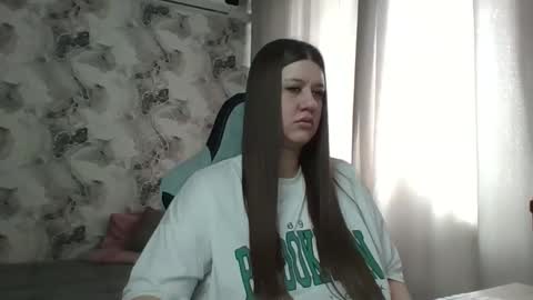 Snapshot of elisa_kollin chatting on 22, 2, 2026 Aletta Oushen online show from 22, 2, 2026