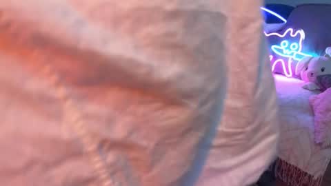 Snapshot of elisa_north chatting on 22, 9, 2025 Elisa North online show from 22, 9, 2025